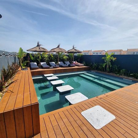 The Salty Pelican Yoga & Surf Retreat Peniche Bagian luar foto