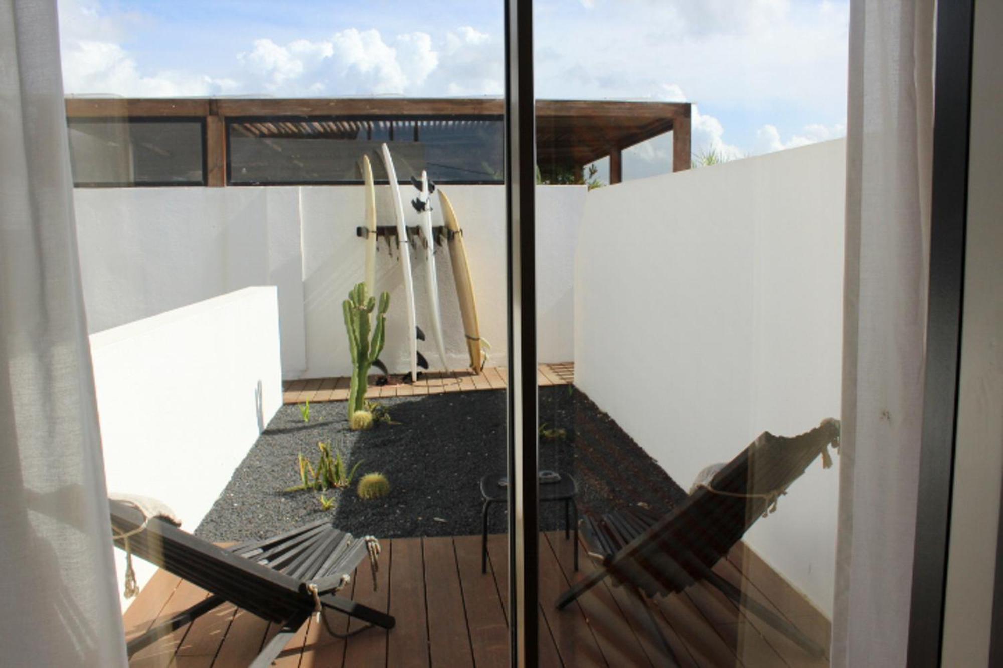 The Salty Pelican Yoga & Surf Retreat Peniche Ruang foto